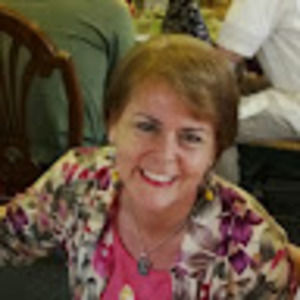 Meet your Posher, Stacy smith